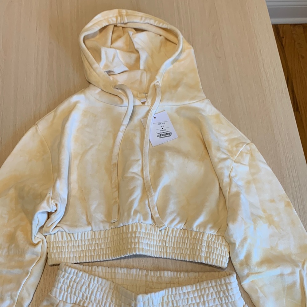 NWT!! Adika Matching Sweat Suit